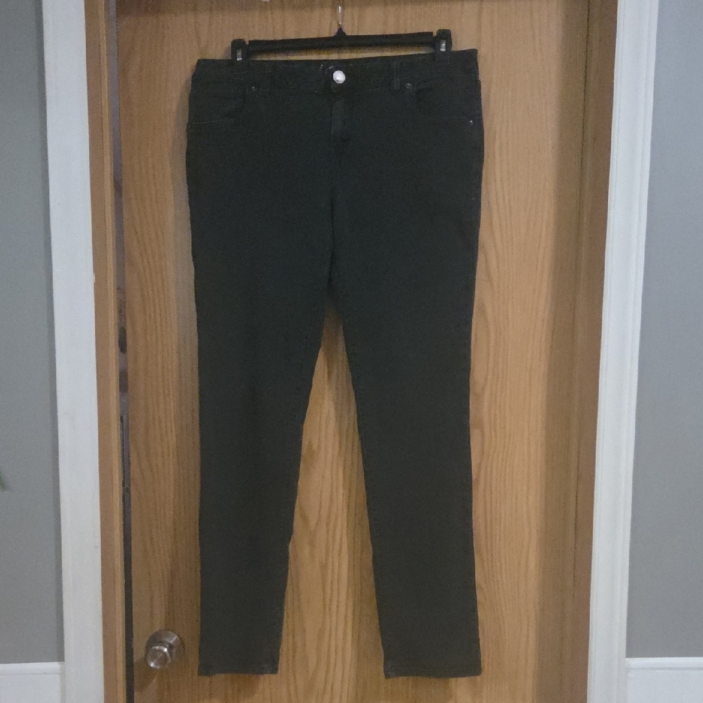 Inc Denim Women's Jeans; Skinny Leg; Black